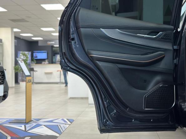 Exeed LX I Рестайлинг с пробегом 2023 года, цена 1 650 000 рублей, 49300 км, внедорожник, Автокод Объявления