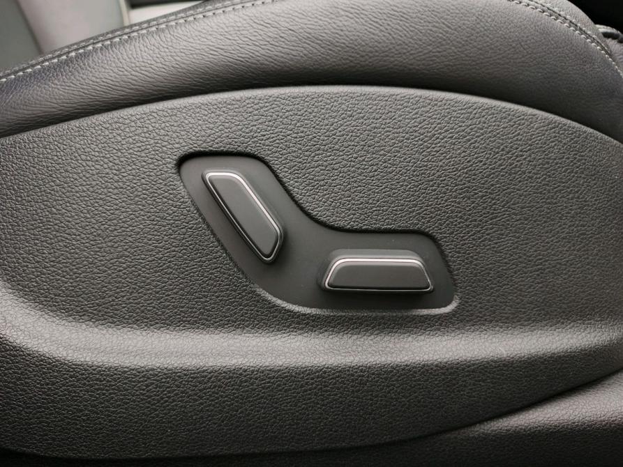 Genesis GV70 I Санкт-Петербург  - изображение 30