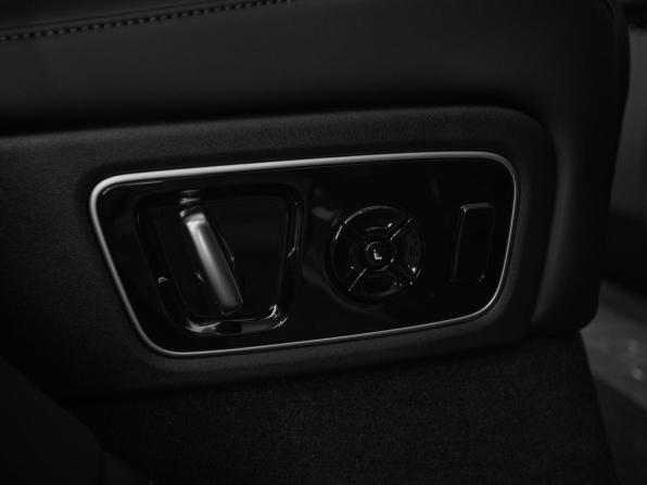 Новый Li Auto (Lixiang) L7 I Рестайлинг 2025 года, цена 10 590 000 рублей, внедорожник, Автокод Объявления