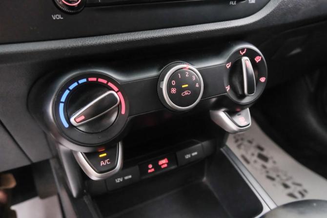 Kia Rio IV с пробегом 2019 года, цена 1 469 000 рублей, 76795 км, седан, Автокод Объявления