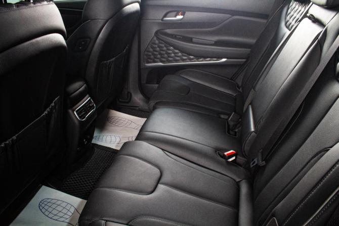 Hyundai Santa Fe IV Рестайлинг с пробегом 2021 года, цена 4 729 000 рублей, 19876 км, внедорожник, Автокод Объявления