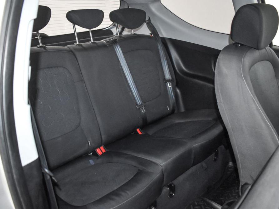 Hyundai i20 I Санкт-Петербург  - изображение 14