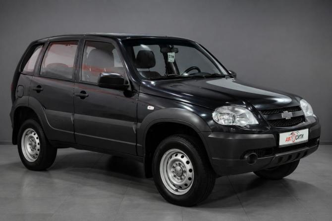 Chevrolet Niva I Рестайлинг с пробегом 2018 года, цена 785 000 рублей, 105960 км, внедорожник, Автокод Объявления