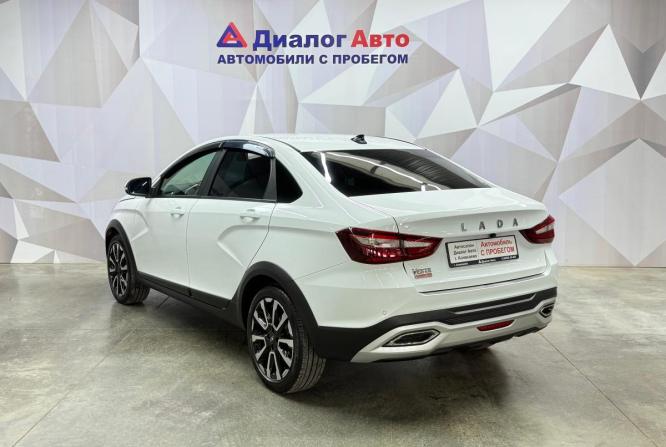 Lada (ВАЗ) Vesta I Рестайлинг (NG) с пробегом 2023 года, цена 1 395 000 рублей, 22600 км, седан, Автокод Объявления