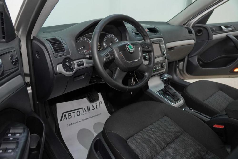 Skoda Octavia II (A5) Рестайлинг Москва  - изображение 5