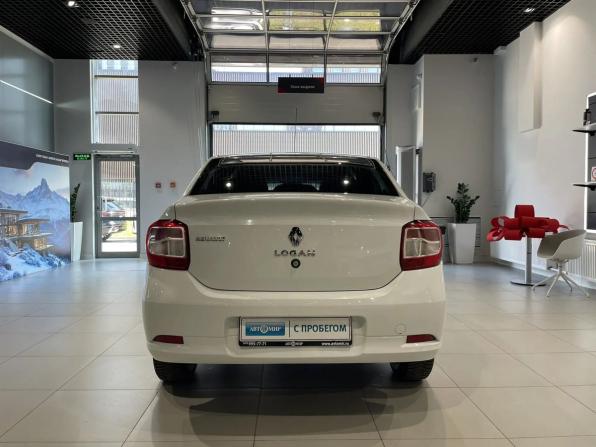 Renault Logan II с пробегом 2017 года, цена 800 000 рублей, 95429 км, седан, Автокод Объявления