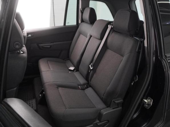 Opel Zafira B Рестайлинг с пробегом 2011 года, цена 1 220 000 рублей, 28106 км, компактвэн, Автокод Объявления