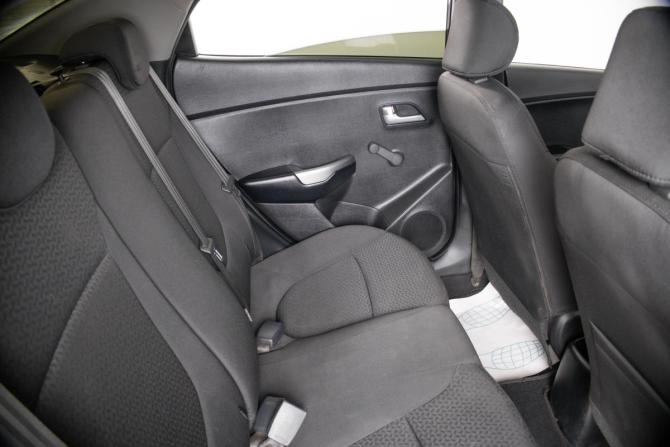 Kia Rio III Рестайлинг с пробегом 2016 года, цена 999 000 рублей, 154277 км, седан, Автокод Объявления