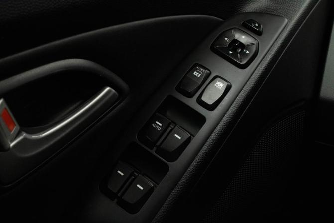 Hyundai ix35 I с пробегом 2012 года, цена 1 539 000 рублей, 40255 км, внедорожник, Автокод Объявления