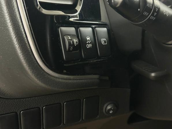 Mitsubishi Outlander III Рестайлинг 3 с пробегом 2021 года, цена 2 150 000 рублей, 144945 км, внедорожник, Автокод Объявления