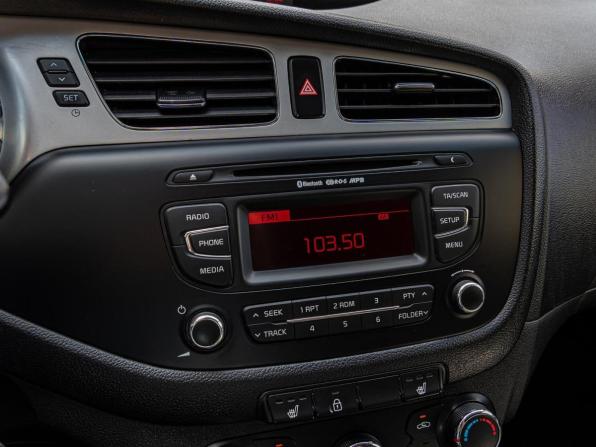 Kia Ceed II с пробегом 2013 года, цена 1 040 000 рублей, 204714 км, хэтчбек, Автокод Объявления