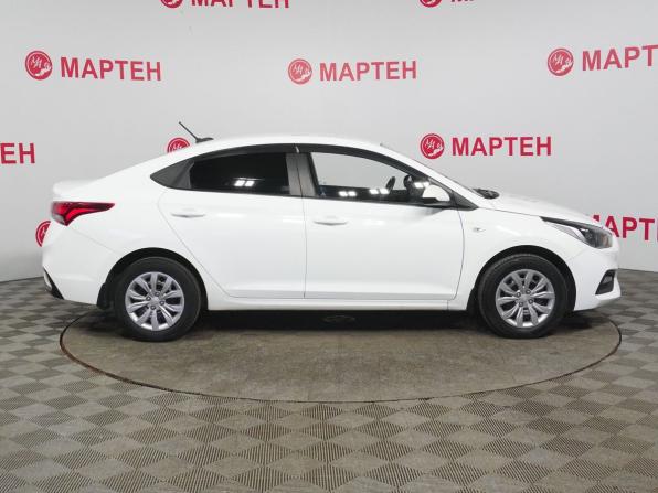 Hyundai Solaris II с пробегом 2018 года, цена 1 194 000 рублей, 139498 км, седан, Автокод Объявления
