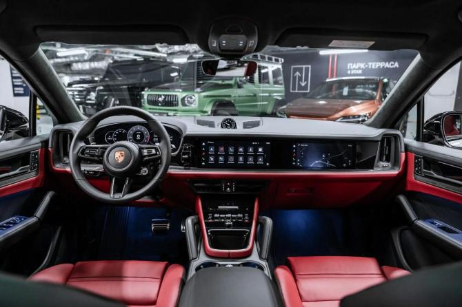 Новый Porsche Cayenne III Рестайлинг 2025 года, цена 22 700 000 рублей, внедорожник, Автокод Объявления