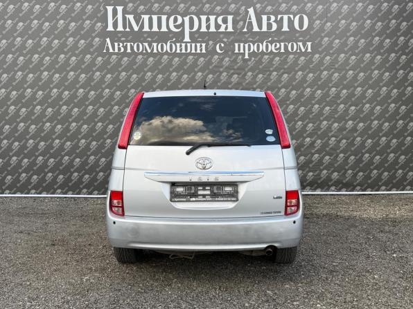 Toyota ISis I Рестайлинг с пробегом 2010 года, цена 1 050 000 рублей, 121300 км, минивэн, Автокод Объявления