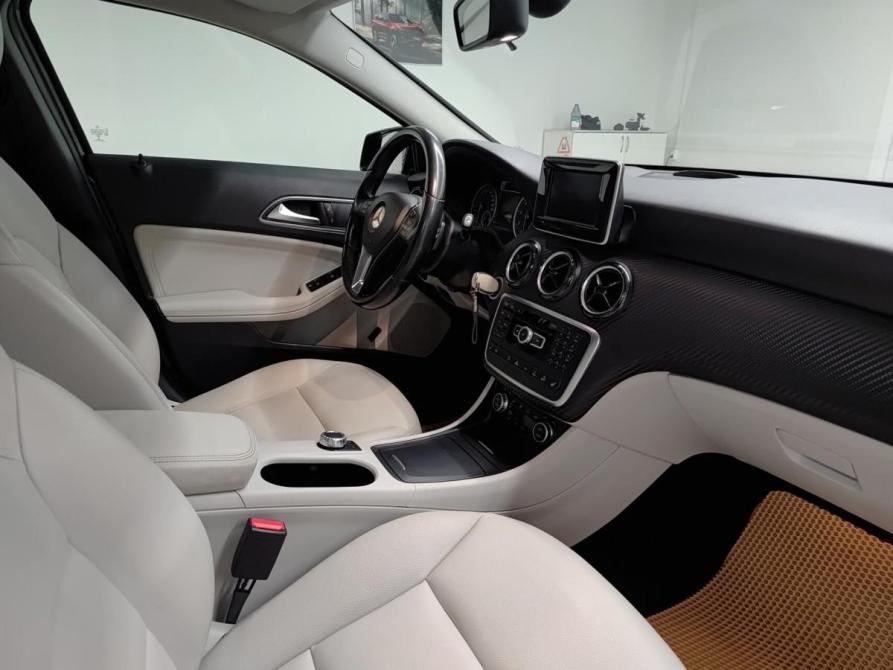 Mercedes-Benz GLA I (X156) Казань  - изображение 13
