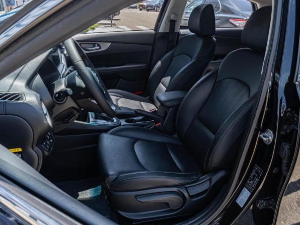 Kia K3 II с пробегом 2018 года, цена 1 649 000 рублей, 126351 км, седан, Автокод Объявления