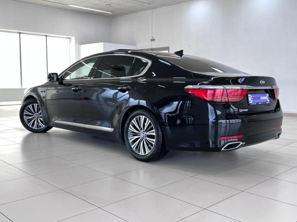 Kia Quoris I Ресталинг 2 с пробегом 2017 года, цена 2 300 000 рублей, 239741 км, седан, Автокод Объявления