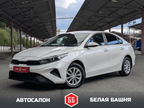 Kia Cerato IV Рестайлинг с пробегом 2022 года, цена 2 299 500 рублей, 42800 км, седан, Автокод Объявления