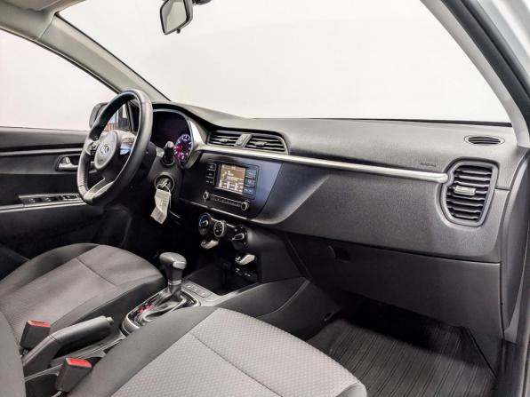 Kia Rio IV Рестайлинг с пробегом 2021 года, цена 1 725 000 рублей, 35989 км, седан, Автокод Объявления