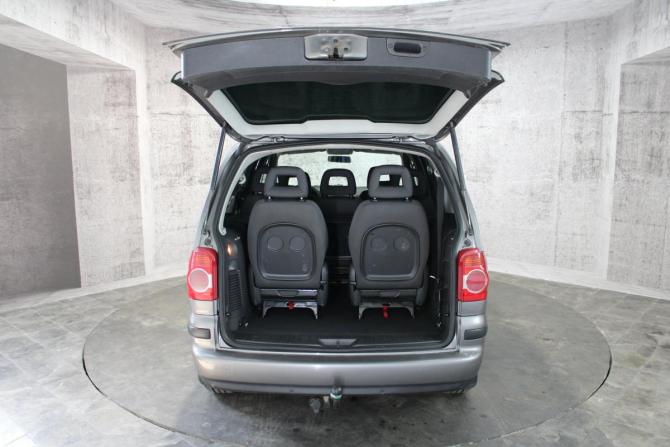 Volkswagen Sharan I Рестайлинг 2 с пробегом 2008 года, цена 832 000 рублей, 259538 км, минивэн, Автокод Объявления