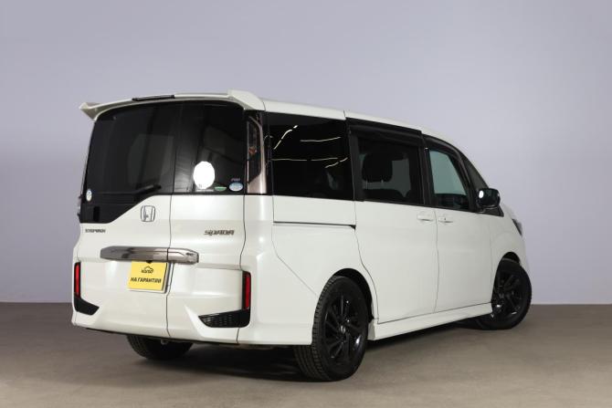Honda Stepwgn V Рестайлинг с пробегом 2019 года, цена 2 489 000 рублей, 74121 км, минивэн, Автокод Объявления