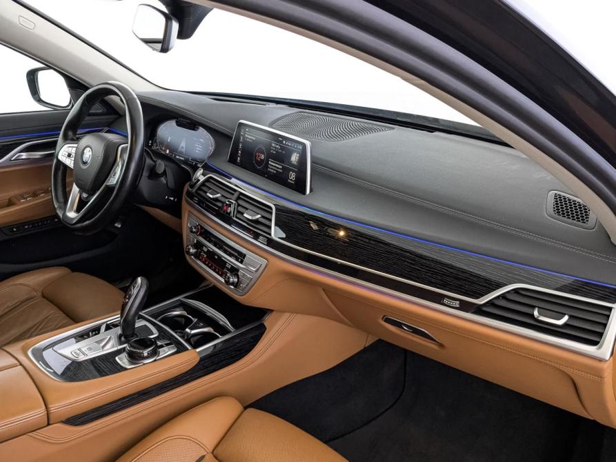 BMW 7 серии VI (G11/G12) Рестайлинг Москва  - изображение 13