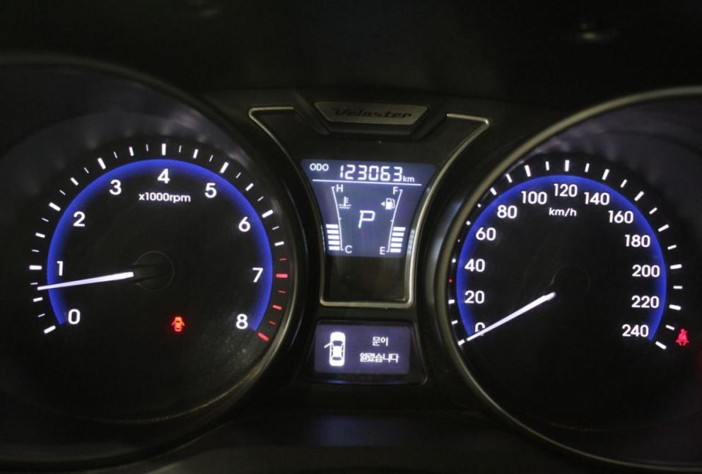Hyundai Veloster I Астрахань  - изображение 16
