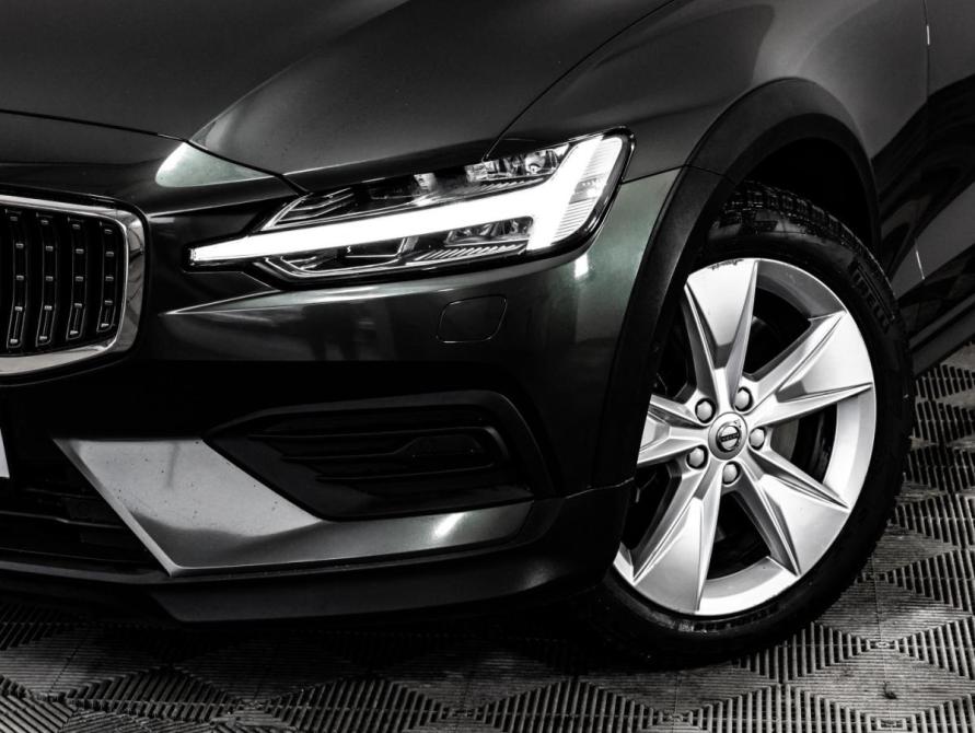 Volvo V60 Cross Country II Санкт-Петербург  - изображение 2