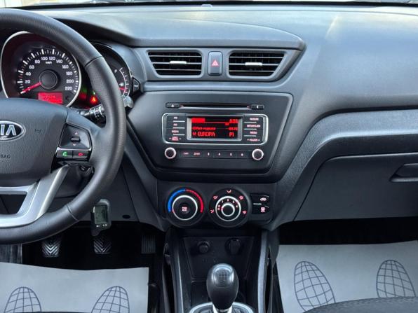 Kia Rio III с пробегом 2013 года, цена 785 000 рублей, 93800 км, хэтчбек, Автокод Объявления