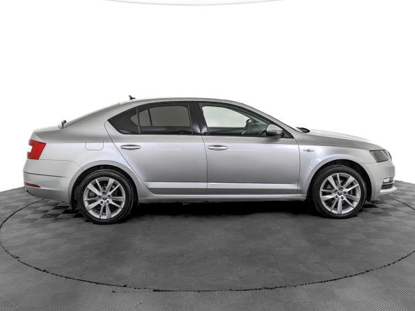 Skoda Octavia III (A7) Рестайлинг с пробегом 2019 года, цена 1 865 000 рублей, 92699 км, лифтбек, Автокод Объявления