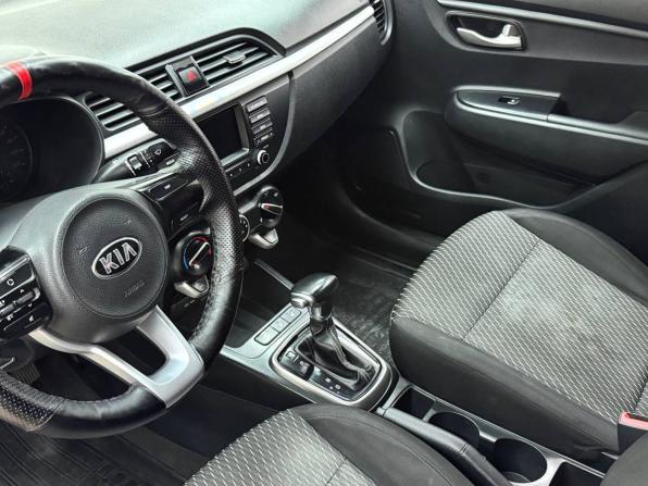 Kia Rio IV с пробегом 2018 года, цена 1 419 900 рублей, 169000 км, седан, Автокод Объявления