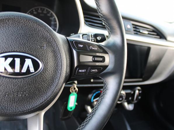 Kia Rio IV Рестайлинг с пробегом 2020 года, цена 1 649 000 рублей, 48634 км, седан, Автокод Объявления