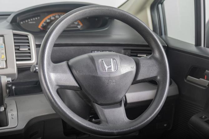 Honda Freed I с пробегом 2010 года, цена 1 149 000 рублей, 156000 км, компактвэн, Автокод Объявления