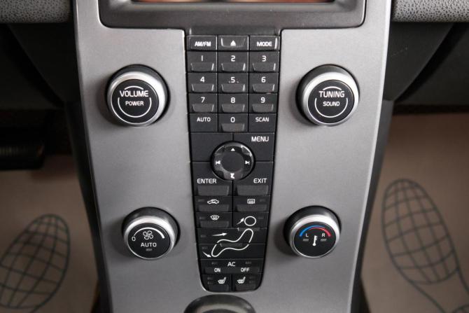 Volvo S40 II Рестайлинг с пробегом 2007 года, цена 919 000 рублей, 59236 км, седан, Автокод Объявления