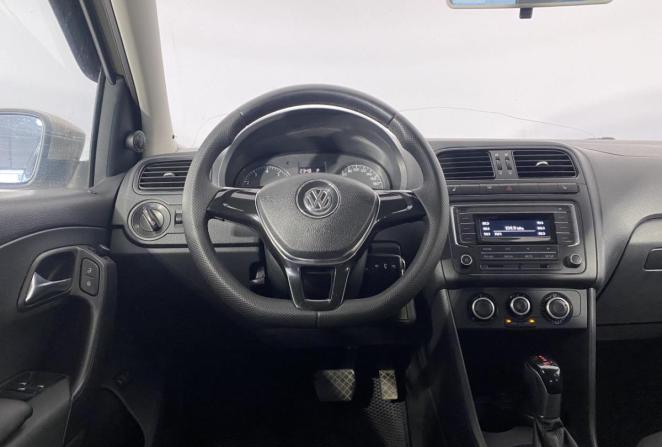 Volkswagen Polo V Рестайлинг с пробегом 2017 года, цена 1 050 000 рублей, 189306 км, седан, Автокод Объявления