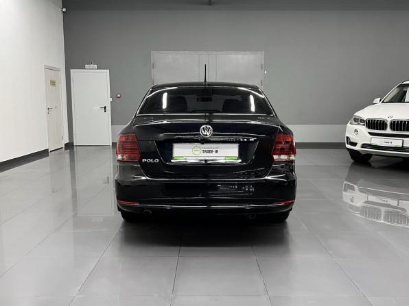 Volkswagen Polo V с пробегом 2015 года, цена 1 045 000 рублей, 100882 км, седан, Автокод Объявления