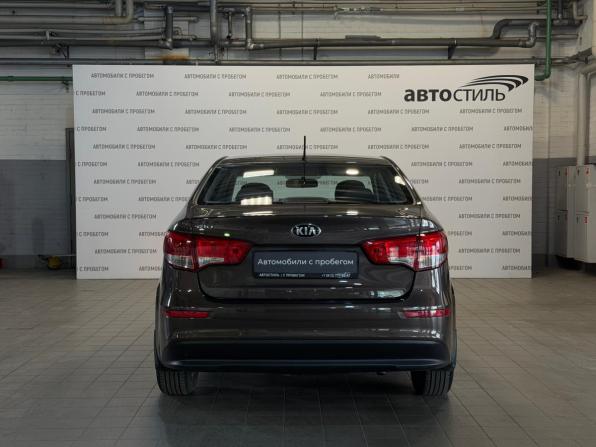 Kia Rio III Рестайлинг с пробегом 2015 года, цена 849 000 рублей, 140000 км, седан, Автокод Объявления