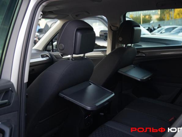Volkswagen Tiguan II с пробегом 2018 года, цена 1 988 000 рублей, 189252 км, внедорожник, Автокод Объявления