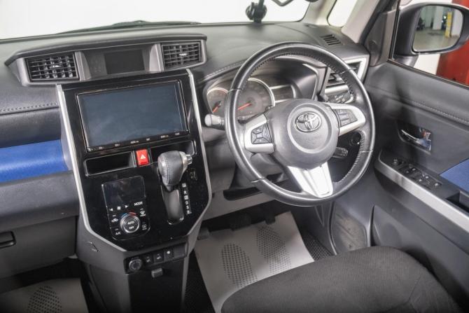 Toyota Roomy I с пробегом 2018 года, цена 1 299 000 рублей, 68000 км, микровэн, Автокод Объявления