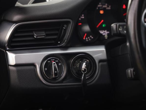 Porsche 911 VII (991) Рестайлинг с пробегом 2016 года, цена 6 990 000 рублей, 66243 км, купе, Автокод Объявления