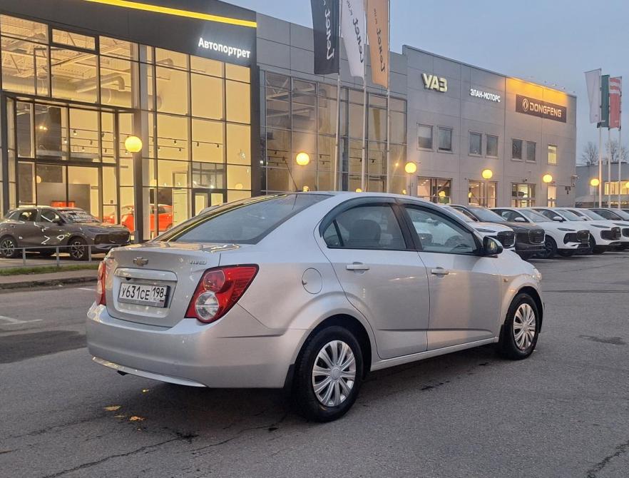 Chevrolet Aveo II Санкт-Петербург  - изображение 5