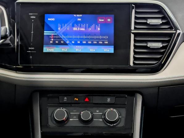 Jetta VS5 I Рестайлинг с пробегом 2022 года, цена 1 665 000 рублей, 72371 км, внедорожник, Автокод Объявления