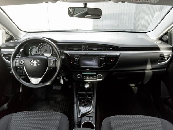 Toyota Corolla XI (E160 E170 E180) с пробегом 2013 года, цена 1 380 000 рублей, 170660 км, седан, Автокод Объявления