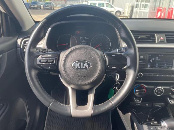 Kia Rio IV Рестайлинг с пробегом 2020 года, цена 1 538 400 рублей, 75342 км, седан, Автокод Объявления