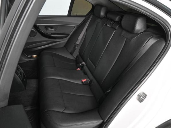 BMW 3 серии VI (F3x) Рестайлинг с пробегом 2017 года, цена 2 120 000 рублей, 156524 км, седан, Автокод Объявления
