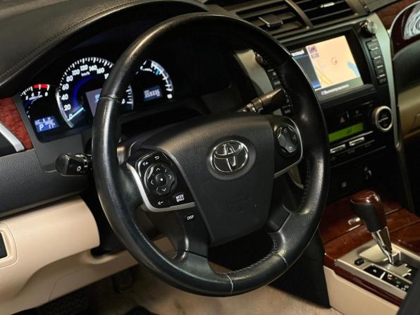 Toyota Camry VII (XV50) с пробегом 2013 года, цена 1 730 000 рублей, 358859 км, седан, Автокод Объявления