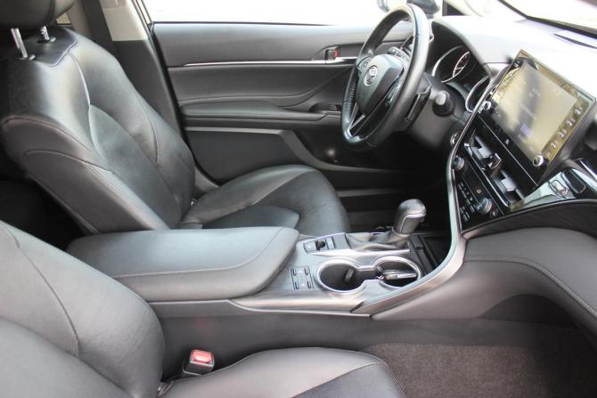 Toyota Camry VIII (XV70) с пробегом 2021 года, цена 2 797 000 рублей, 172474 км, седан, Автокод Объявления