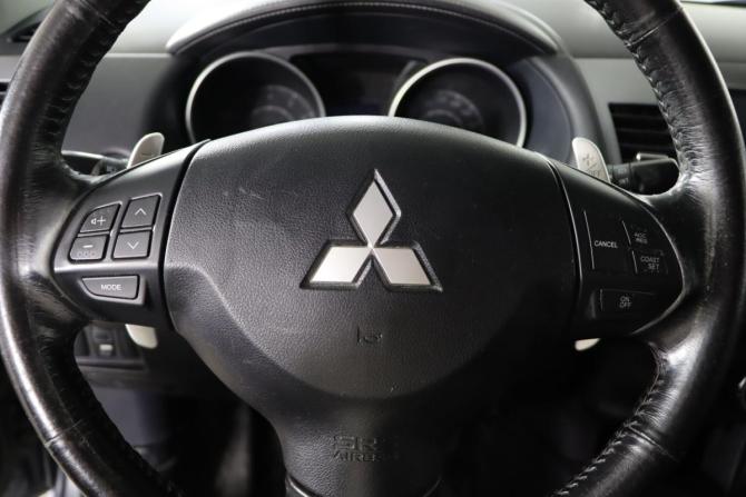 Mitsubishi Outlander II Рестайлинг с пробегом 2011 года, цена 799 990 рублей, 321074 км, внедорожник, Автокод Объявления