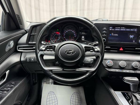 Hyundai Elantra VII (CN7) с пробегом 2022 года, цена 2 049 000 рублей, 56000 км, седан, Автокод Объявления