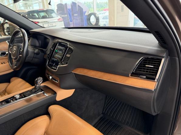 Volvo XC90 II с пробегом 2018 года, цена 3 670 000 рублей, 143923 км, внедорожник, Автокод Объявления